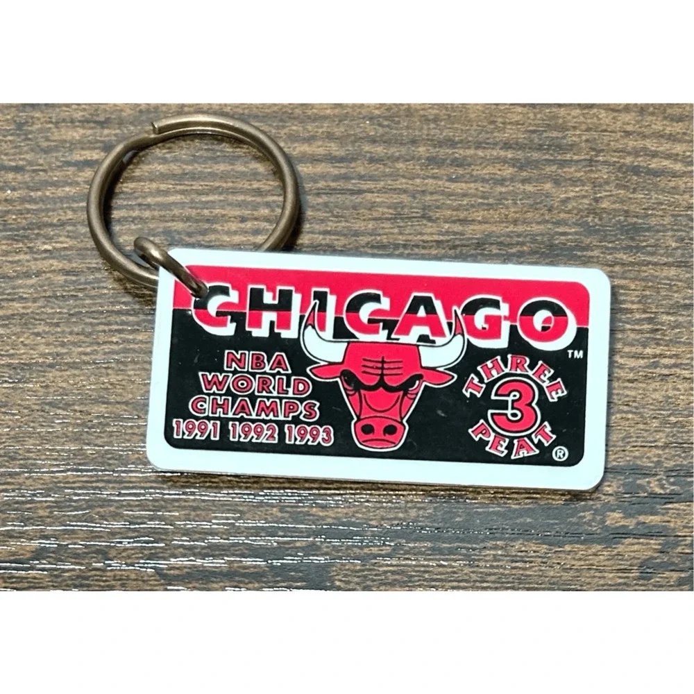 Vintage Chicago Bulls 1991 NBA Championship License Plate & 3 Peat Key Chain